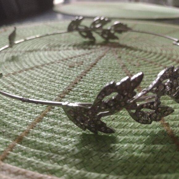 silver stoned tiara - Picture 2 of 3